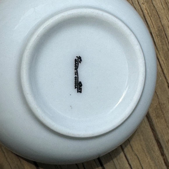 Small White Bowls - Picture 2 of 6